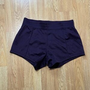 Athletic Shorts in Navy